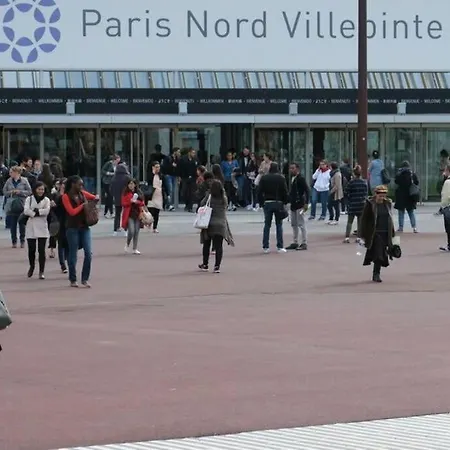 Studioneuf Equipe Cdg/Parc Expo/ Paris Aulnay-sous-Bois Extérieur photo